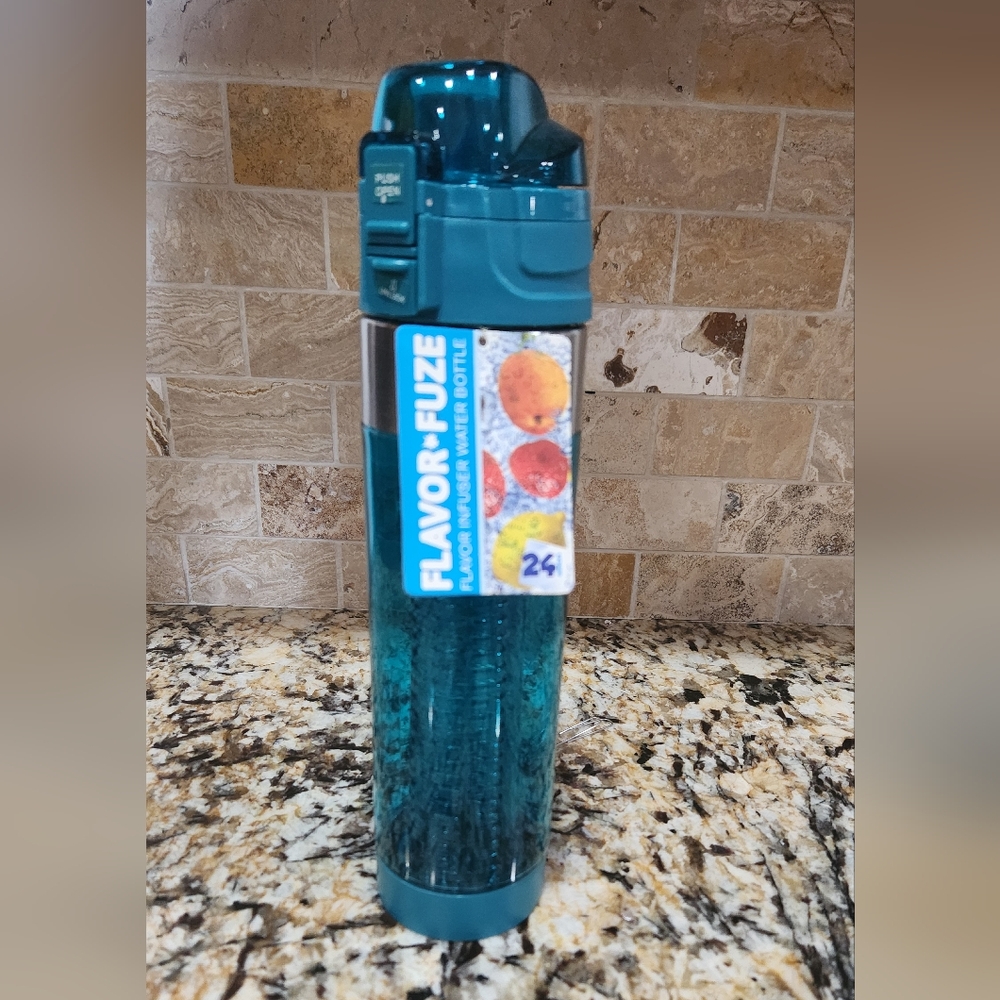 Eco One Glavor Fuze Water Bottle,  24 oz, NWT